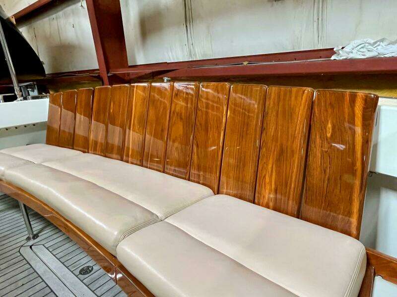 34ft MJM Yacht For Sale