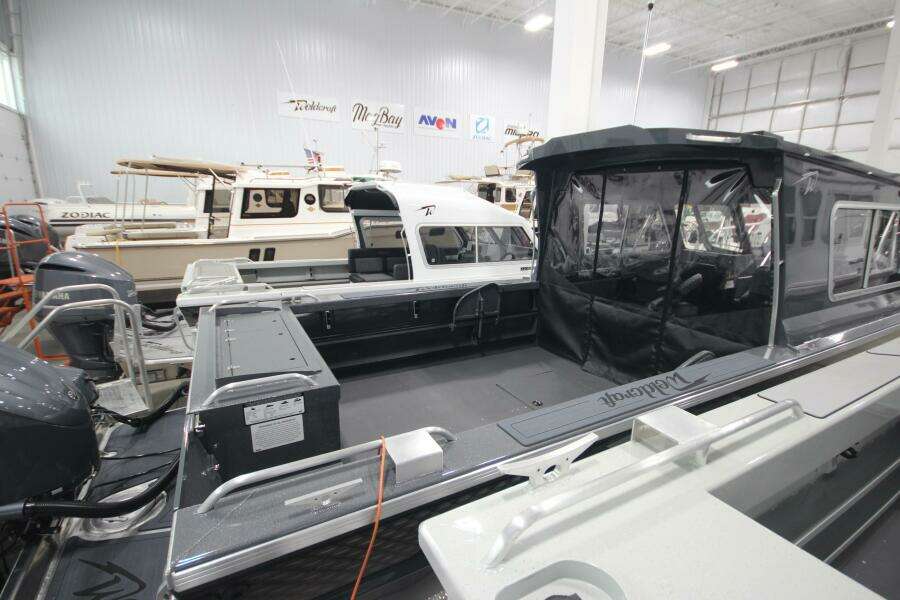 Boat Show Special Pricing 24ft Weldcraft Yacht For Sale