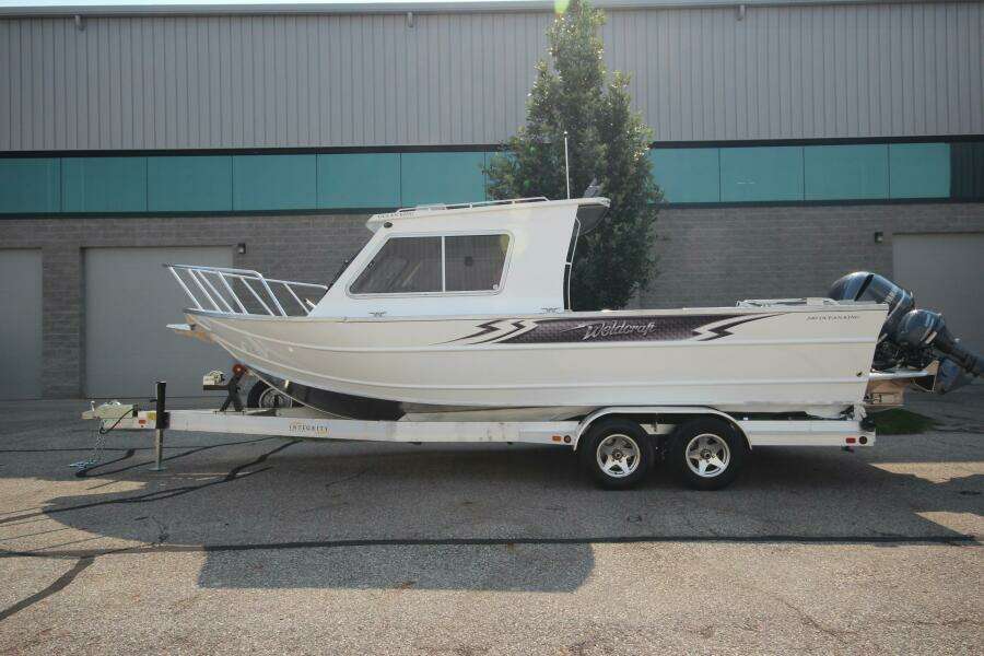 Boat Show Special Pricing 24ft Weldcraft Yacht For Sale