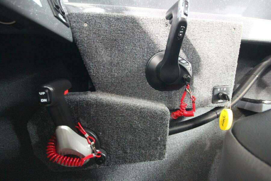 Boat Show Special Pricing 24ft Weldcraft Yacht For Sale