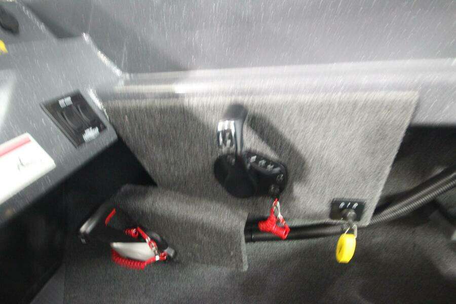 Boat Show Special Pricing 24ft Weldcraft Yacht For Sale