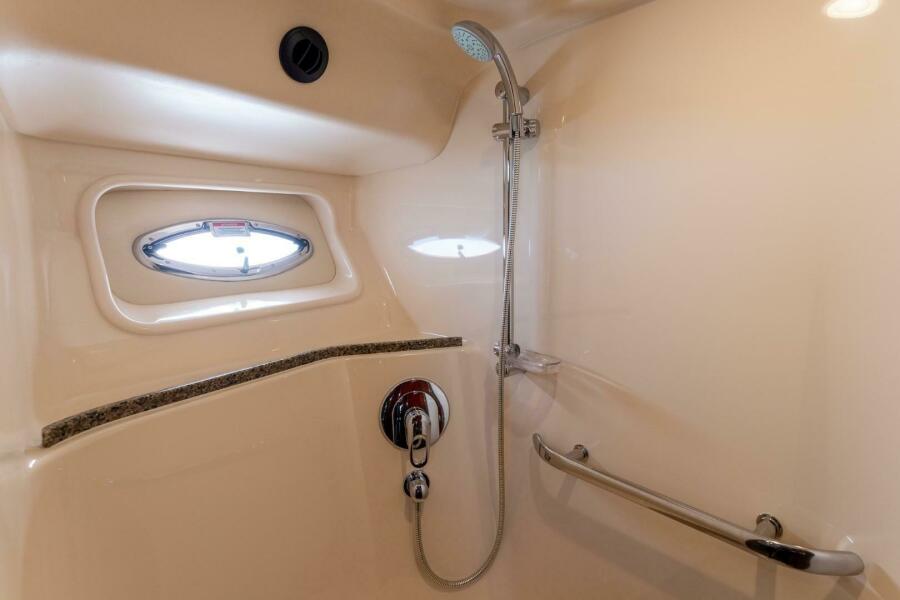 58' 2008 Sea Ray 58 Sedan Bridge