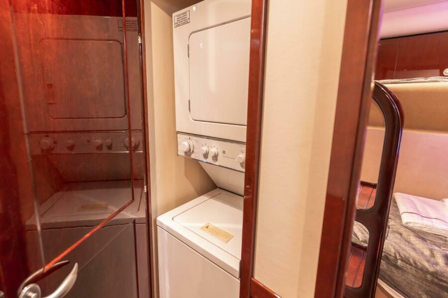 58' 2008 Sea Ray 58 Sedan Bridge