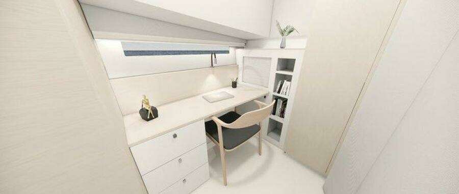 Nimbus 495 Flybridge Master Stateroom