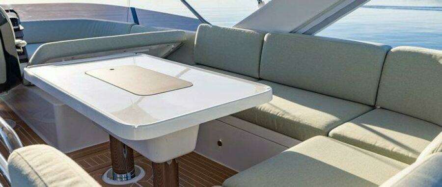 Nimbus 495 Command Deck