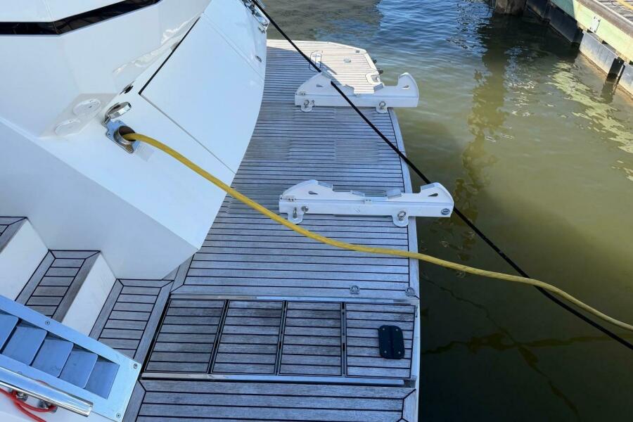 47' 2019 Galeon 470 Sky