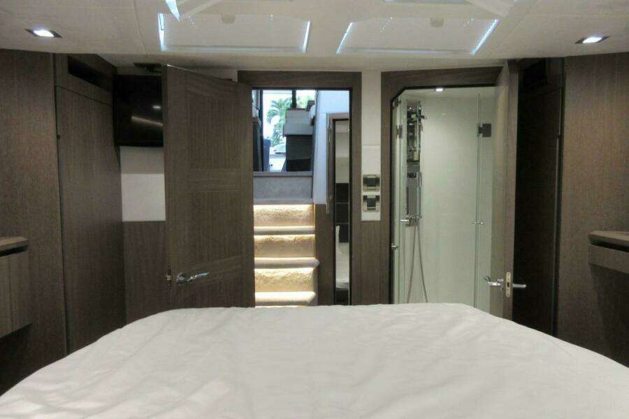 47ft Galeon Yacht For Sale