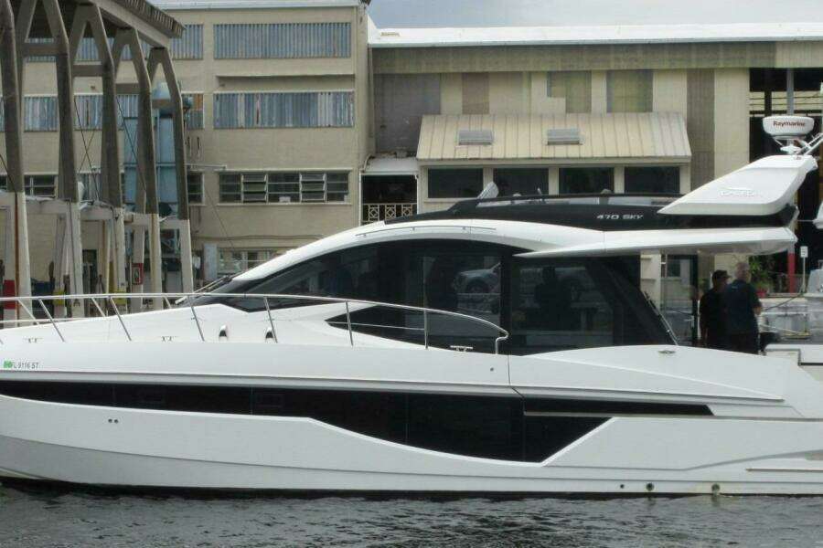 47ft Galeon Yacht For Sale