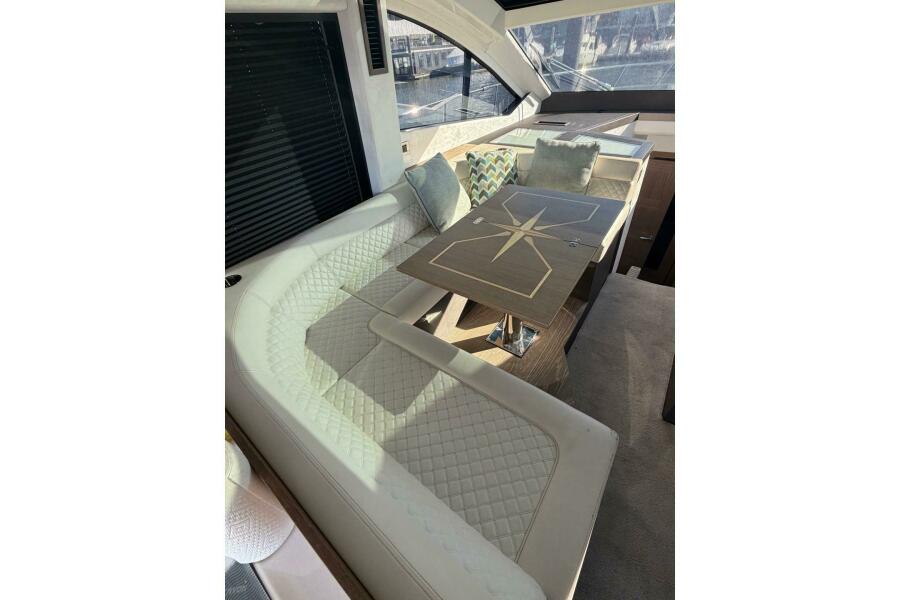 47' 2019 Galeon 470 Sky