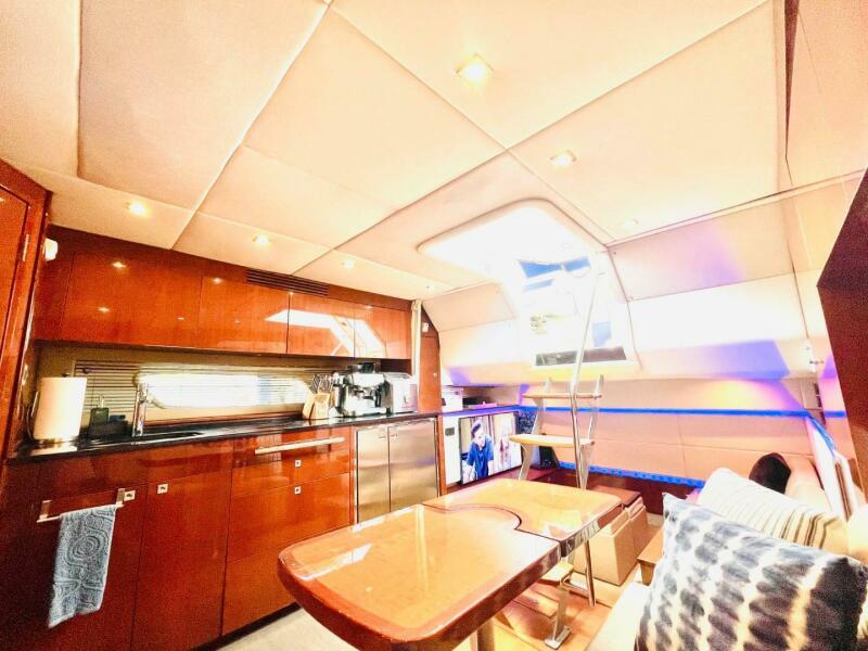 45' 2010 Sea Ray 450 Sundancer