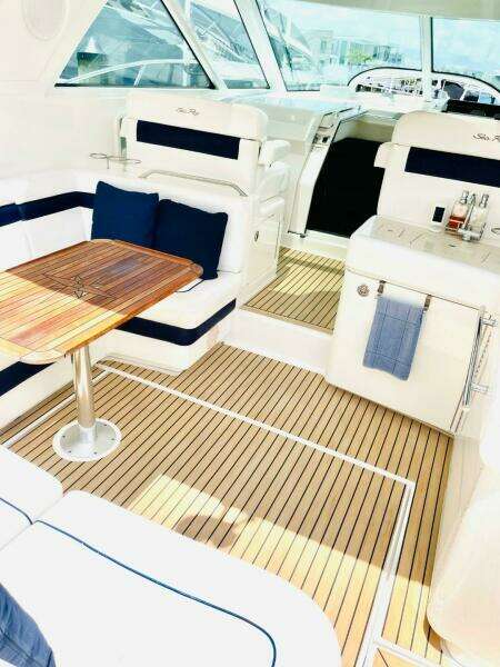 45ft Sea Ray Yacht For Sale