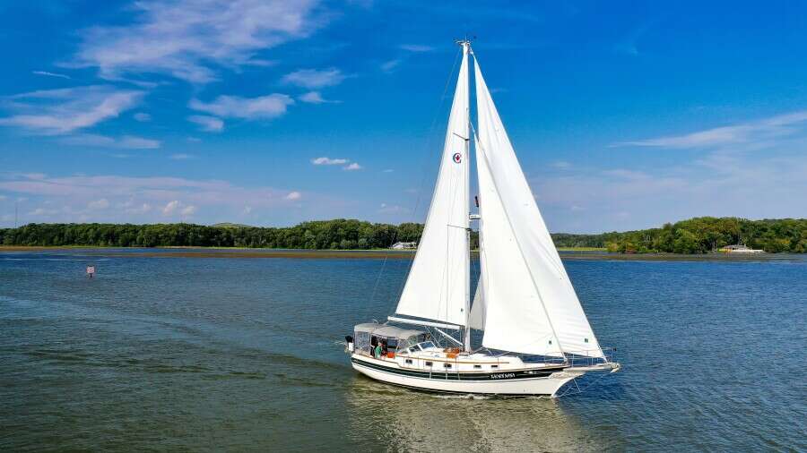 Kachin Mana 42ft Gozzard Yacht For Sale