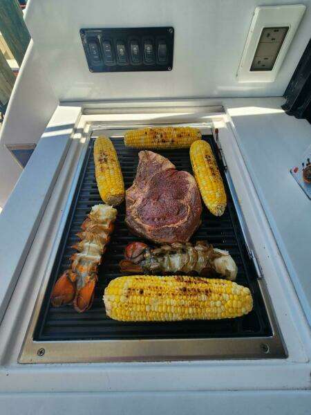 38ft Regal Yacht For Sale