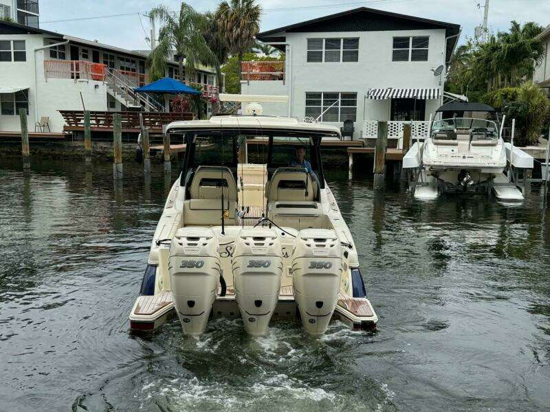 35ft Chris Craft Yacht For Sale
