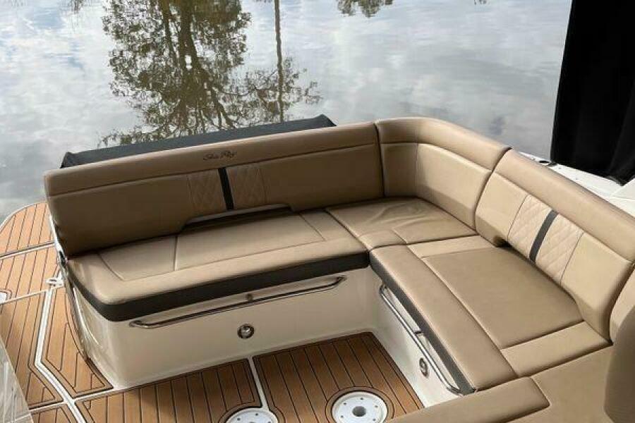 35' 2017 Sea Ray Sundancer 350