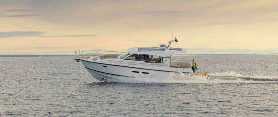 Nimbus 365 Coupe Profile