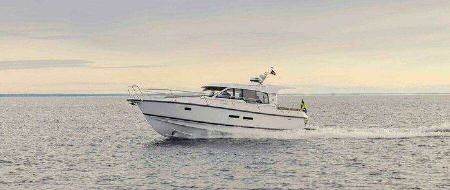 Nimbus 365 Coupe Profile