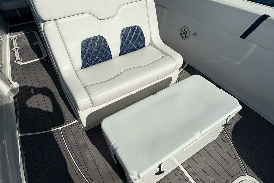 34ft Midnight Express Yacht For Sale