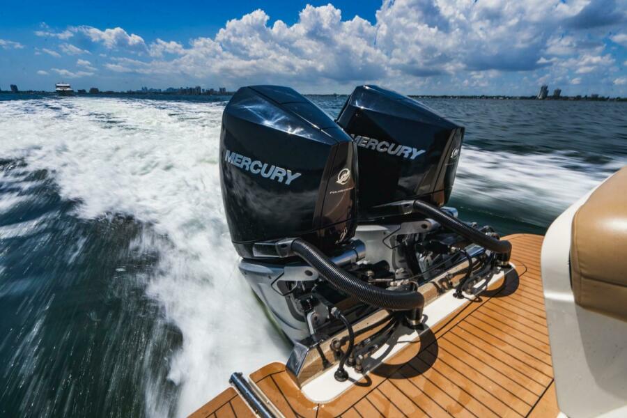 30' 2022 Scout 305 LXF