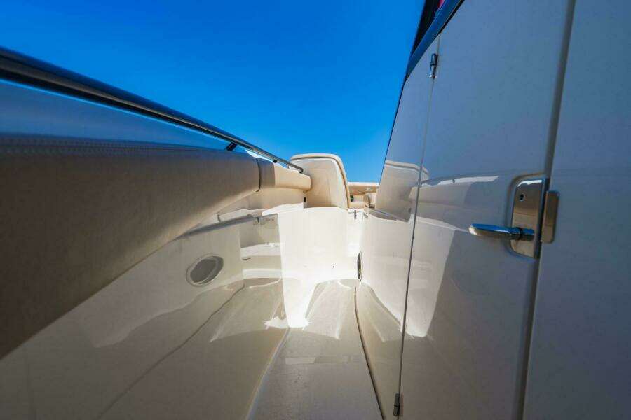 30ft Scout Yacht For Sale