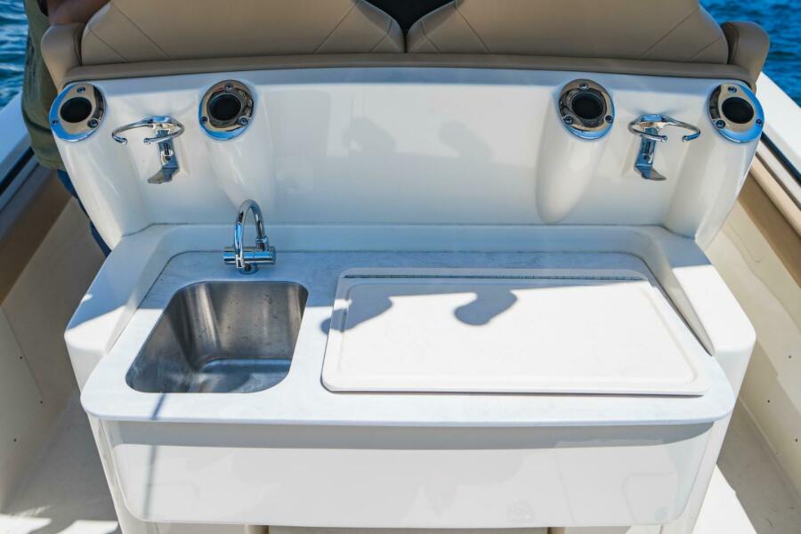 30' 2022 Scout 305 LXF