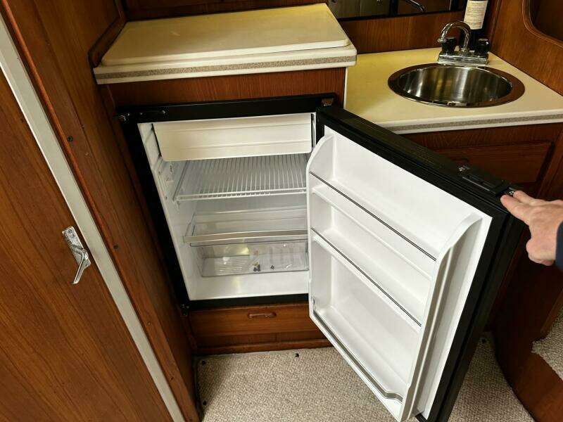 Four Play 35ft Luhrs Yacht For Sale