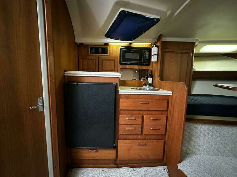 Four Play 35ft Luhrs Yacht For Sale