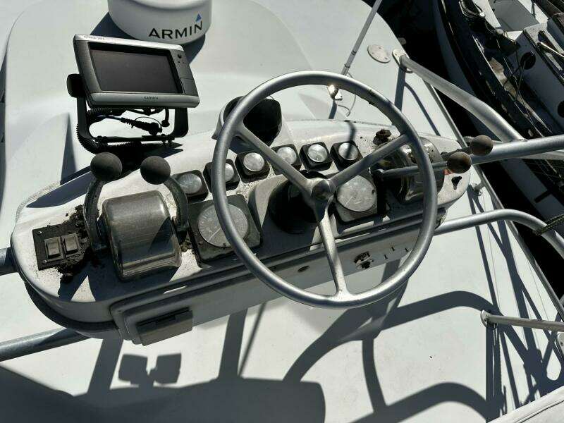 Four Play 35ft Luhrs Yacht For Sale