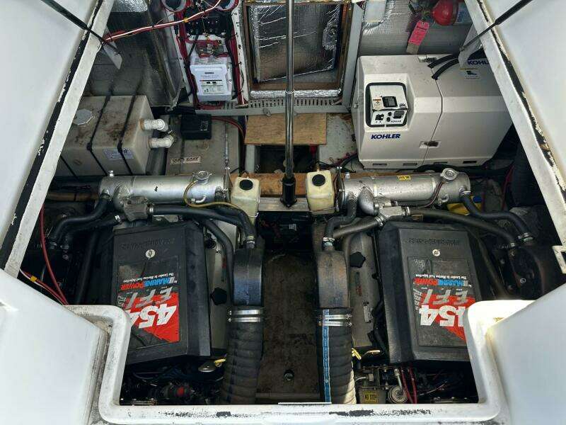 Four Play 35ft Luhrs Yacht For Sale