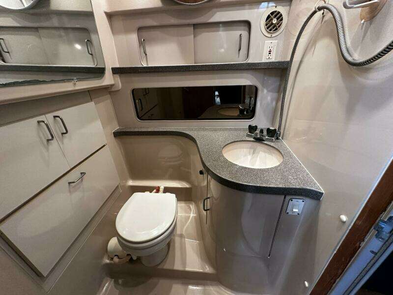 Four Play 35ft Luhrs Yacht For Sale