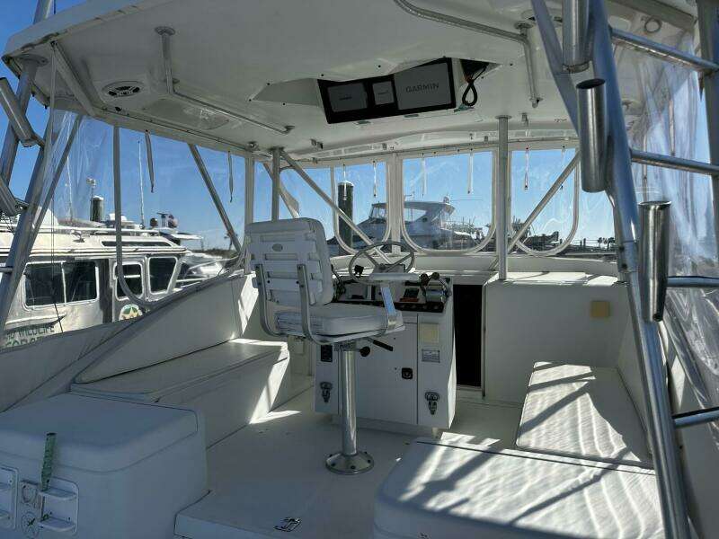 Four Play 35ft Luhrs Yacht For Sale