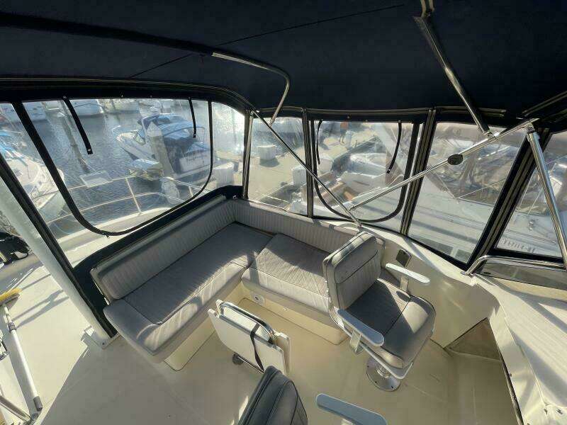 Knot Tied Down 34ft Mainship Yacht For Sale