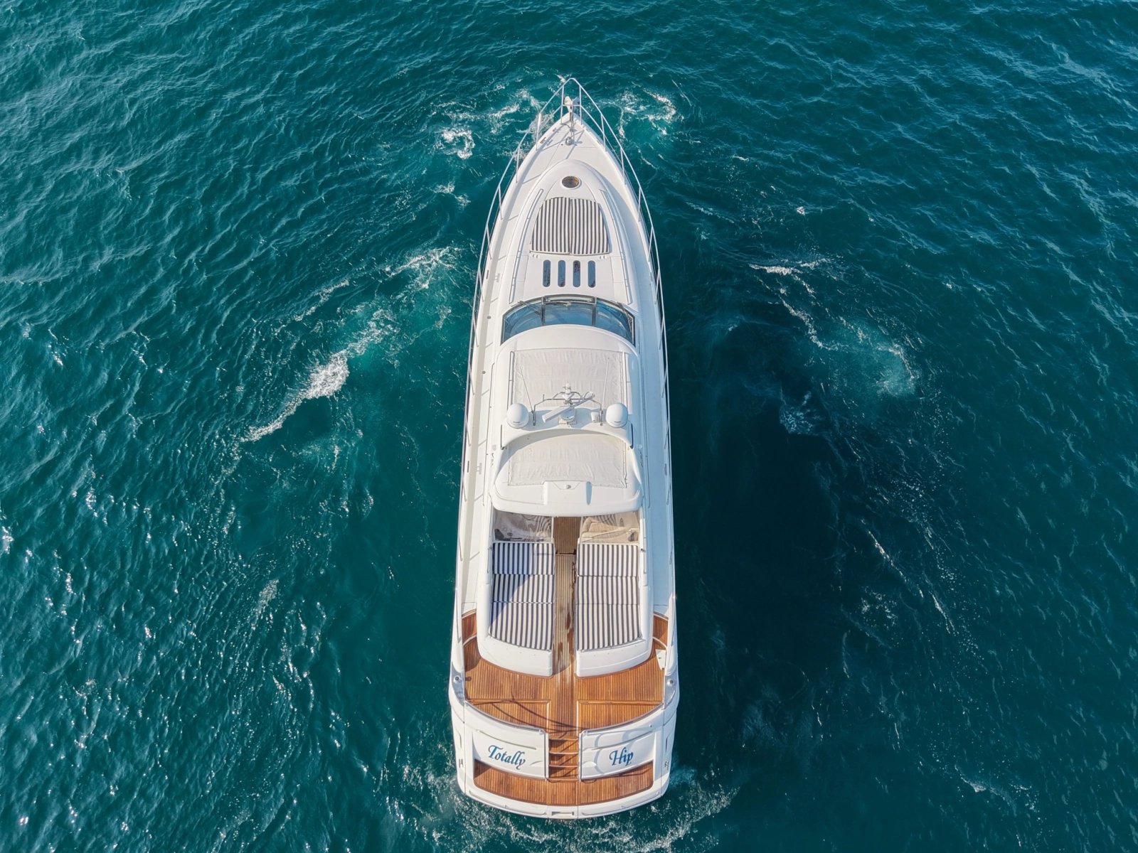 2001 Viking Sport Cruisers V65 Express