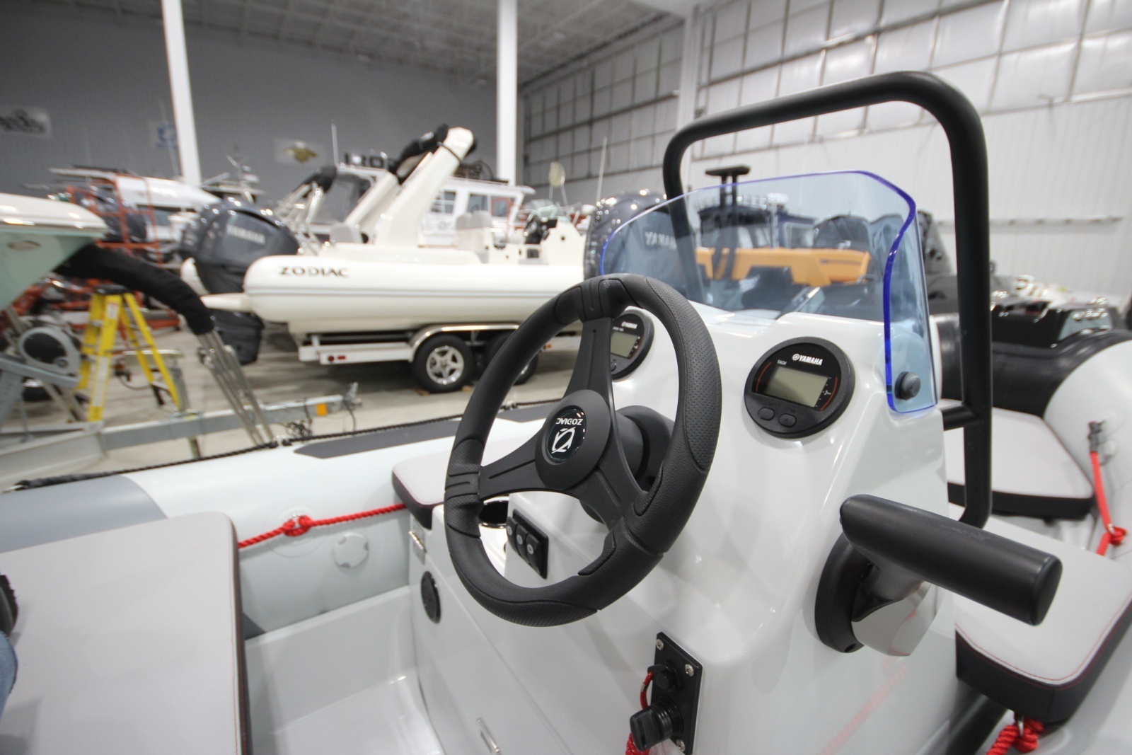 Boat Show Special Pricing 13ft Zodiac Yacht For Sale