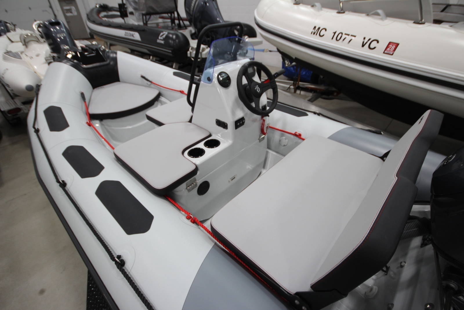 Boat Show Special Pricing 13ft Zodiac Yacht For Sale