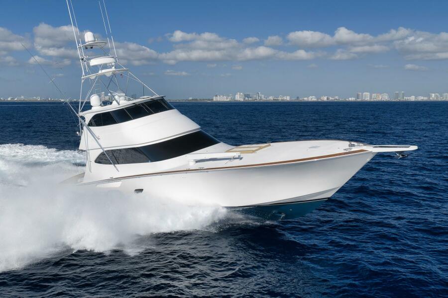 76' 2011 Viking 76 Enclosed Bridge