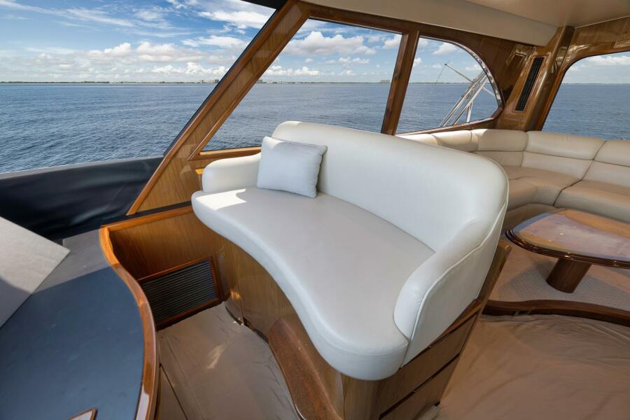 76' 2011 Viking 76 Enclosed Bridge