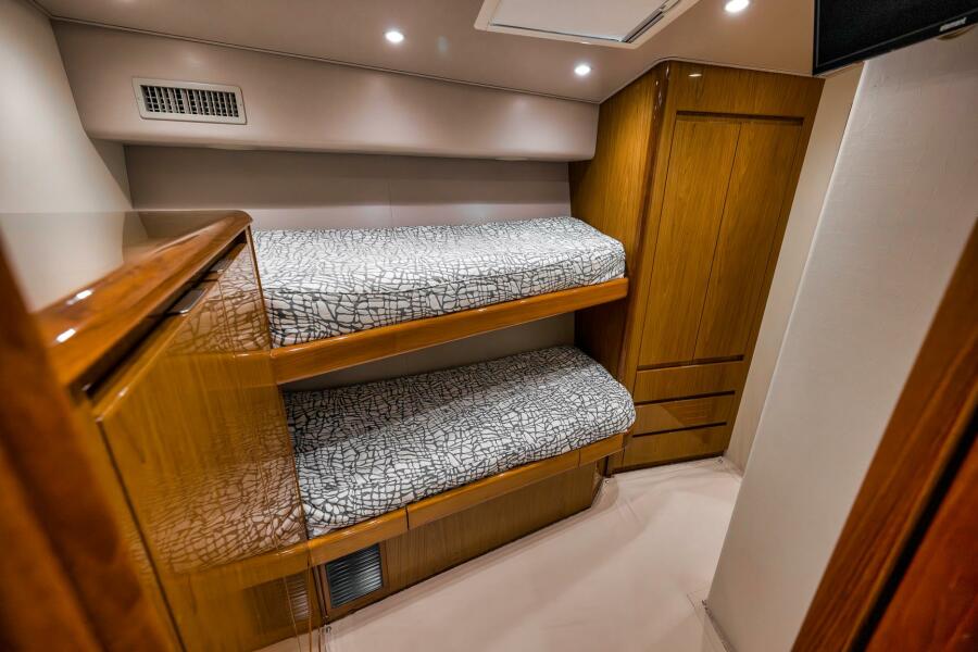 76' 2011 Viking 76 Enclosed Bridge