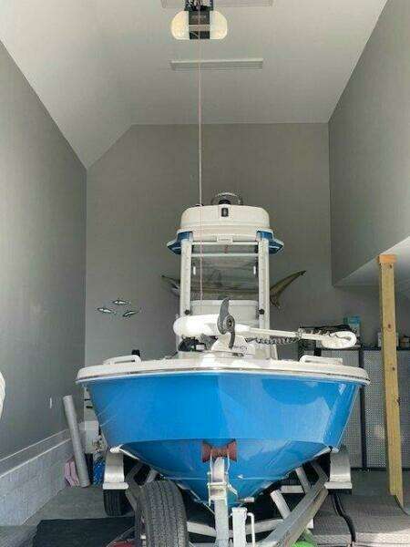 24ft Everglades Yacht For Sale