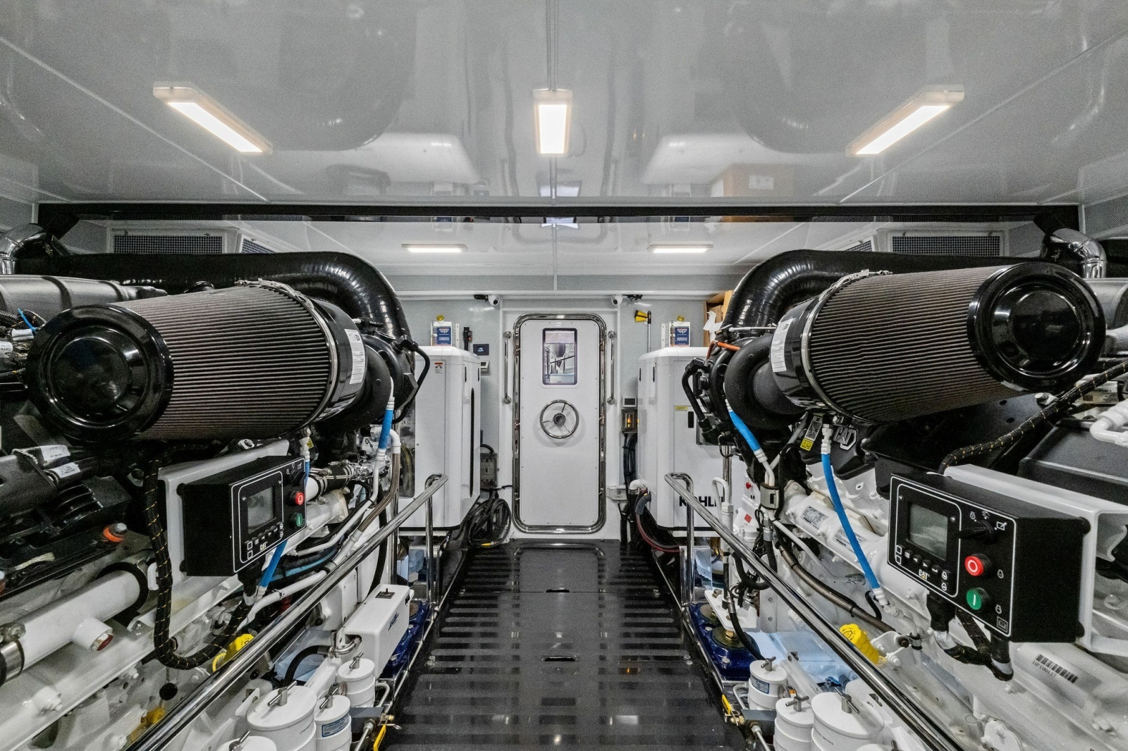 2024 Marlow 90 V - Artemis II