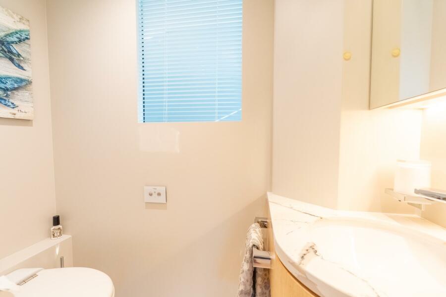 80' 2023 Horizon 80FD