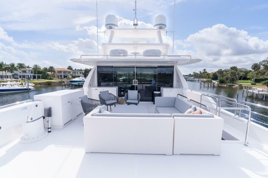 80' 2023 Horizon 80FD