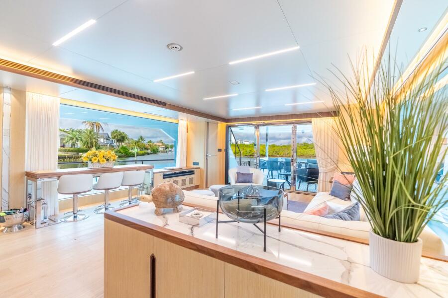 80' 2023 Horizon 80FD