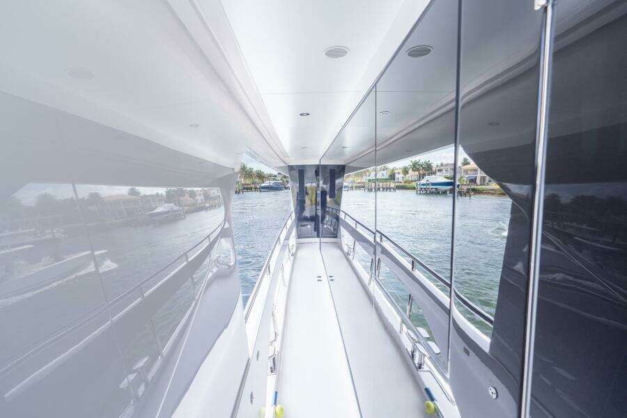 Horizon FD80 SHERI LYNN - Exterior