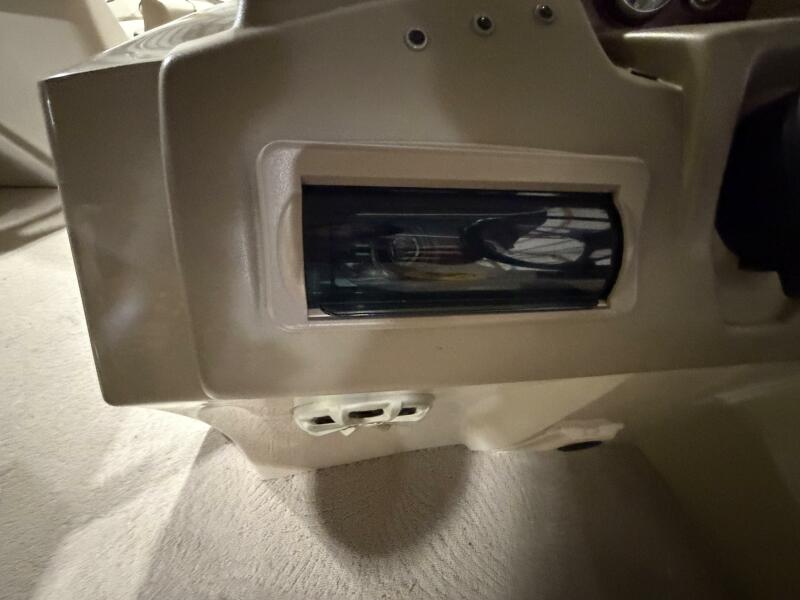 25' 2011 Bennington 2554 GCW