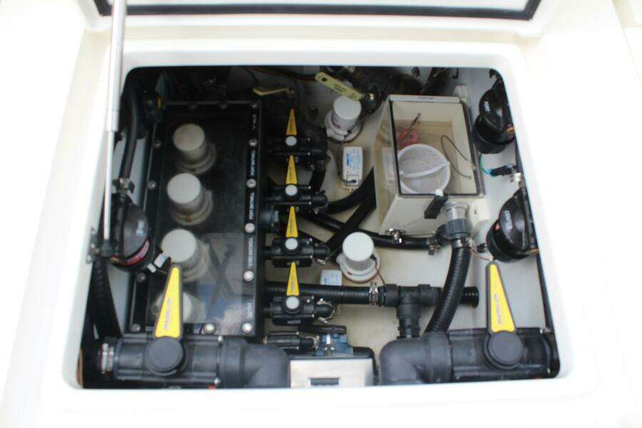 37ft SeaVee Yacht For Sale