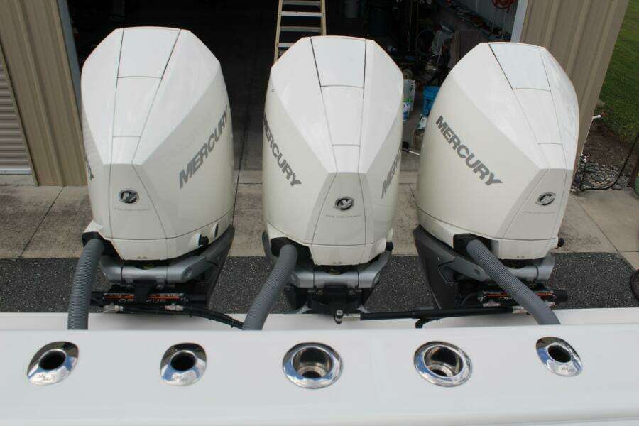 37ft SeaVee Yacht For Sale