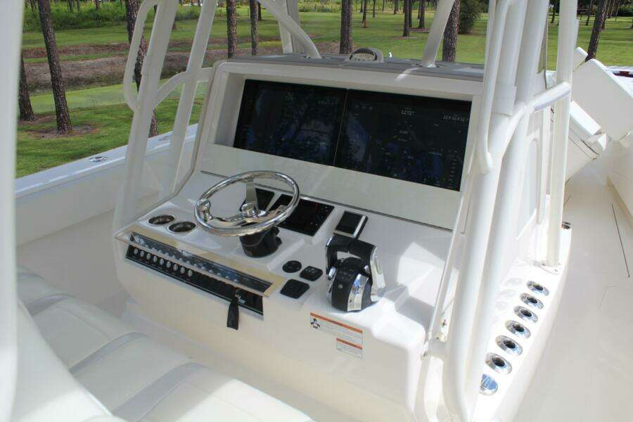 37ft SeaVee Yacht For Sale