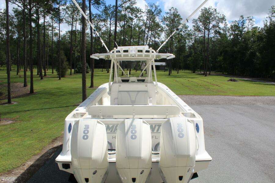 37ft SeaVee Yacht For Sale