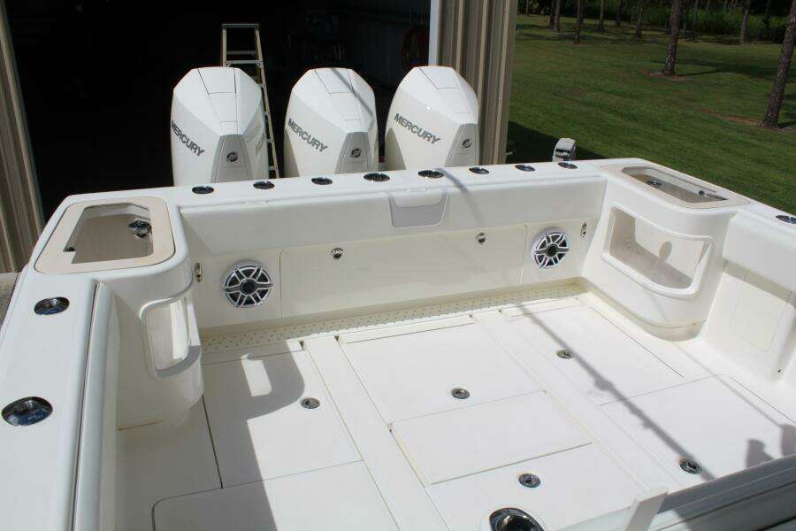 37ft SeaVee Yacht For Sale